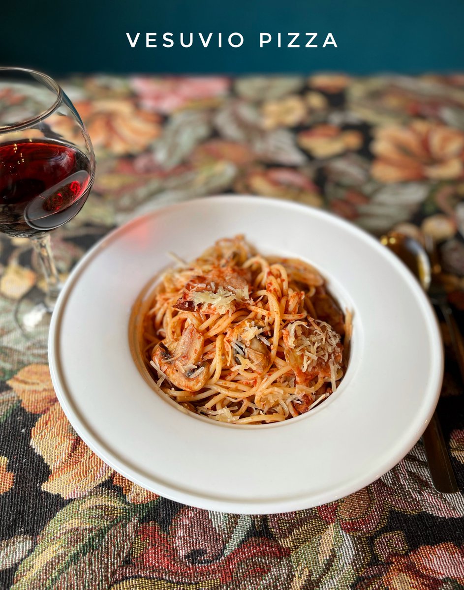 У Vesuvio ви знайдете пасту на будь-який смак: класичну з пармезаном, ніжну Альфредо, Прімавера з овочевим міксом, ароматну - з шинкою та печерицями.
🤤 Готуємо зі свіжих інгредієнтів.
📍вул. Рейтарська 25
Тел: (050) 419 9932 та (044) 278 3028
vesuvio.ua