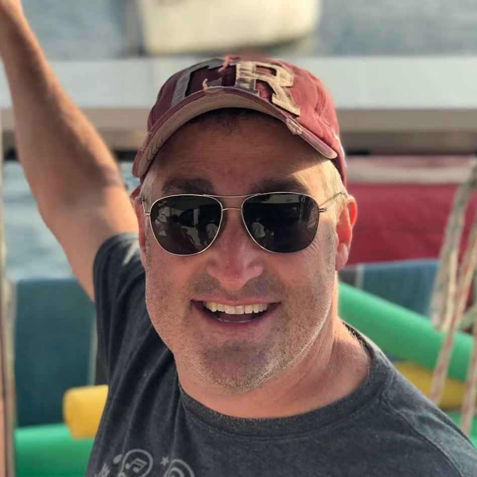 WaterlooENG's tweet image. 💯 💍 Come together to honour 100 years of the Iron Ring tradition, connect with the #WaterlooEngineering community, expand your professional network and even enjoy the launch of the new Ring Road Lager.

🔗 Register now! uwaterloo.ca/engineering/ev…