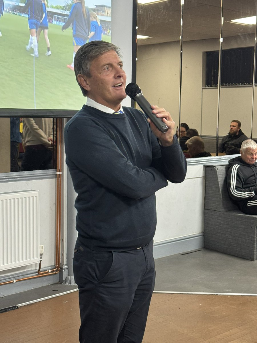 Today’s star of the day interview, the boss man himself; Darryl Eales. 🟡🔵💪