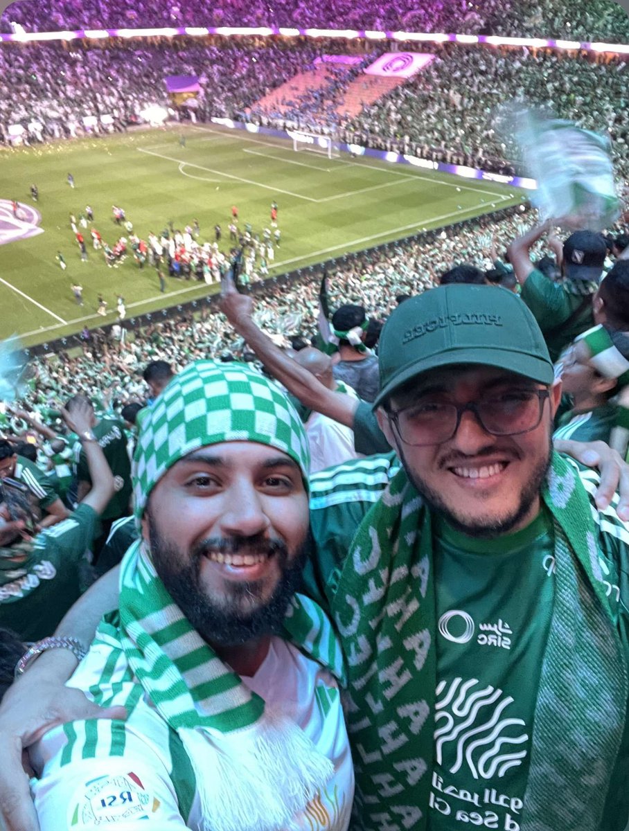 abowjood's tweet photo. #النخبوي    #النادي_القاري 💚💚💚
#دوري_أبطال_آسيا_للنخبة
#ملوك_آسيا  
#احنا_الملوك
#الاهلي_بطل_آسيا 
#الاهلي_بطل_آسيا_النخبه 
الف الف مبروك 
للرمز خالد بن عبدالله
لكل اهلاوي و اهلاويه
للجمهور العظيم
للنادي العظيم و للجهازين الإداري و الفني
بقيادة القدير ماتياس و نجومه

للتاريخ💚 https://t.co/6zXEavCQNh