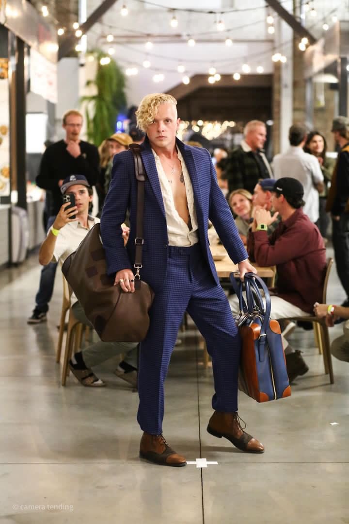 RaeSerbeck's tweet image. Utah Film Festival Runway Show, Stitched Leather Bag Showcase, 2023

Full gallery 👇🏻
raeserbeck.com/galleries/utah…

#runway #modelinglife #showcase #stitchedleather #actor