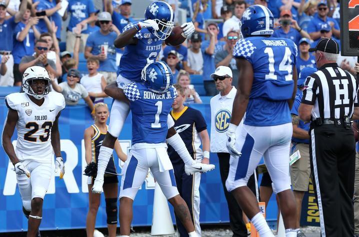 Charlie Oltremari 4.5⭐️ LS (@c_oltremari) on Twitter photo Thank you <a href="/PrieferJr1/">Michael Priefer Jr.</a> for the camp invite to Kentucky!!!
#biglongsnapper
<a href="/KohlsKicking/">Kohl's Kicking Camps</a> <a href="/Coach_Casper/">Coach Casey Casper</a> <a href="/UKFootball/">Kentucky Football</a> <a href="/CSmithScout/">Chris Smith</a> <a href="/CBHS_Football/">CBHS Football</a> <a href="/Leontaylor1983/">LEON DEVON TAYLOR</a> <a href="/CoachCrawfordFB/">Ron Crawford</a> <a href="/ThomasMcDaniel4/">Thomas McDaniel</a> <a href="/johnvarlas/">John Varlas</a> <a href="/UDC_Recruits/">Underdog Recruits + Consulting</a> <a href="/WaveHighlights/">Christian Brothers Football Highlights</a> <a href="/KohlsHighlights/">Kicking, Punting, Long Snapping Highlights</a> <a href="/TheChrisRubio/">Rubio Long Snapping®</a> Thank you <a href="/PrieferJr1/">Michael Priefer Jr.</a> for the camp invite to Kentucky!!!
#biglongsnapper
<a href="/KohlsKicking/">Kohl's Kicking Camps</a> <a href="/Coach_Casper/">Coach Casey Casper</a> <a href="/UKFootball/">Kentucky Football</a> <a href="/CSmithScout/">Chris Smith</a> <a href="/CBHS_Football/">CBHS Football</a> <a href="/Leontaylor1983/">LEON DEVON TAYLOR</a> <a href="/CoachCrawfordFB/">Ron Crawford</a> <a href="/ThomasMcDaniel4/">Thomas McDaniel</a> <a href="/johnvarlas/">John Varlas</a> <a href="/UDC_Recruits/">Underdog Recruits + Consulting</a> <a href="/WaveHighlights/">Christian Brothers Football Highlights</a> <a href="/KohlsHighlights/">Kicking, Punting, Long Snapping Highlights</a> <a href="/TheChrisRubio/">Rubio Long Snapping®</a>