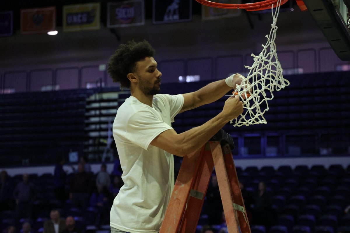 UAH Men's Basketball tweet media