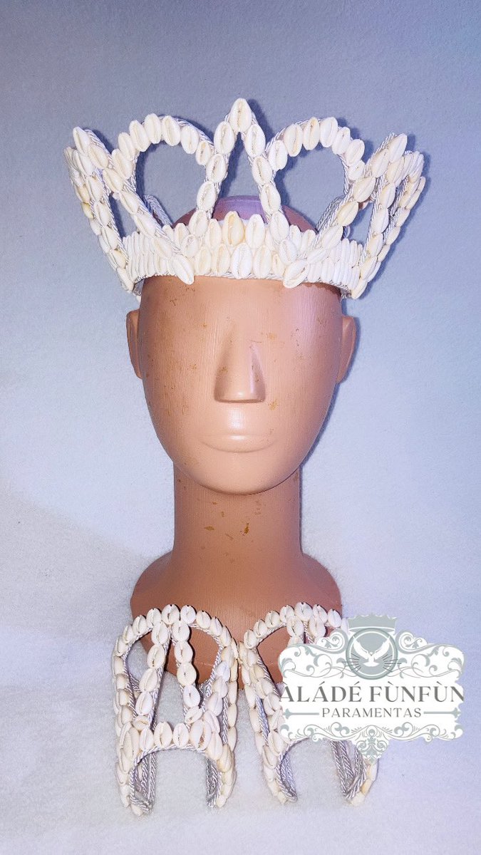 AladeFunfun's tweet image. ⚜️Bessen⚜️
- Enviamos para todo Brasil.📦
- Aceitamos cartões de débito e crédito.💳
.
.
.
#candomblé #ketu #efon #jeje #angola #oxumare #osumare #bessen #dan #arroboboi #arroidan #búzios #olubajé #paramentas #ade #bioco #capacete #orisa #vodun #nkisi