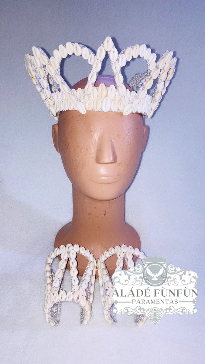 AladeFunfun's tweet image. ⚜️Bessen⚜️
- Enviamos para todo Brasil.📦
- Aceitamos cartões de débito e crédito.💳
.
.
.
#candomblé #ketu #efon #jeje #angola #oxumare #osumare #bessen #dan #arroboboi #arroidan #búzios #olubajé #paramentas #ade #bioco #capacete #orisa #vodun #nkisi