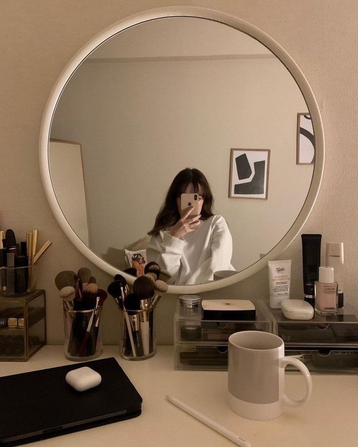 hapihapi_beauty's tweet photo. 自分磨きが続く人が密かにやってること｜ 5選

✔️結果より“気分がいいか”を大事にする ✔️完璧じゃない日も記録する ✔️変化は“微差”で見ていく ✔️鏡の前で「今日もいい感じ」と言う ✔️“心地よい努力”しか選ばない

わたしにやさしい努力は、続くし、育つ🌿 https://t.co/d6YEJZPr08