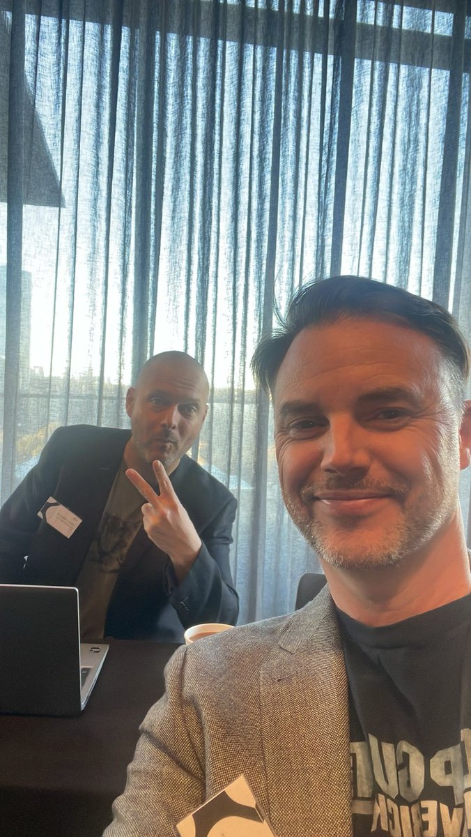 This weekend we celebrated <a href="/BigDStizzy/">MrDGS</a> turning 50!

Darren’s the rare kind of person who has been a colleague, a boss, a mentor, and a friend... 

To celebrate, we threw down at the swish Vintage Conservatory in Yorkville, crushing sliders &amp; truffle fries into the wee hours 🍔