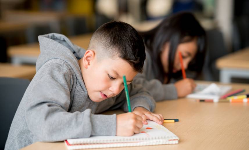 5 consejos para cuidar la salud respiratoria de nuestros niños:
1. Lavarse las manos con frecuencia
2. Evita el contacto con personas enfermas.
3.Abrígalos bien, especialmente en las mañanas y noches frías.
4. Mantén los espacios ventilados, pero sin corrientes de aire directo.