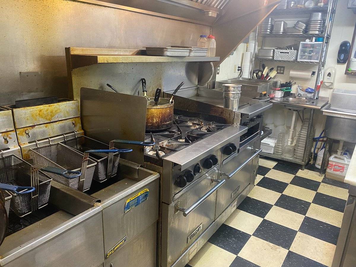 NYLandQuest's tweet image. MOTIVATED SELLER!  Mike's On the Corner restaurant is a turn-key business located on Main Street in Scio NY.  Located just off State Route 19 and corner of County Road 9 with high traffic daily.  $189,900.  nylandquest.com/property/lq105… @NYLandQuest #restaurant #commercialre #NewYork