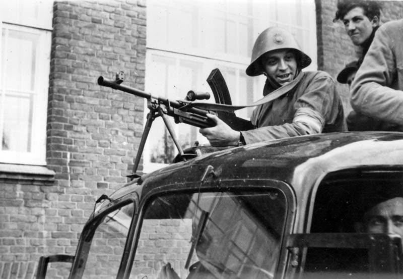 Min morfar… (ham med geværet 😉)