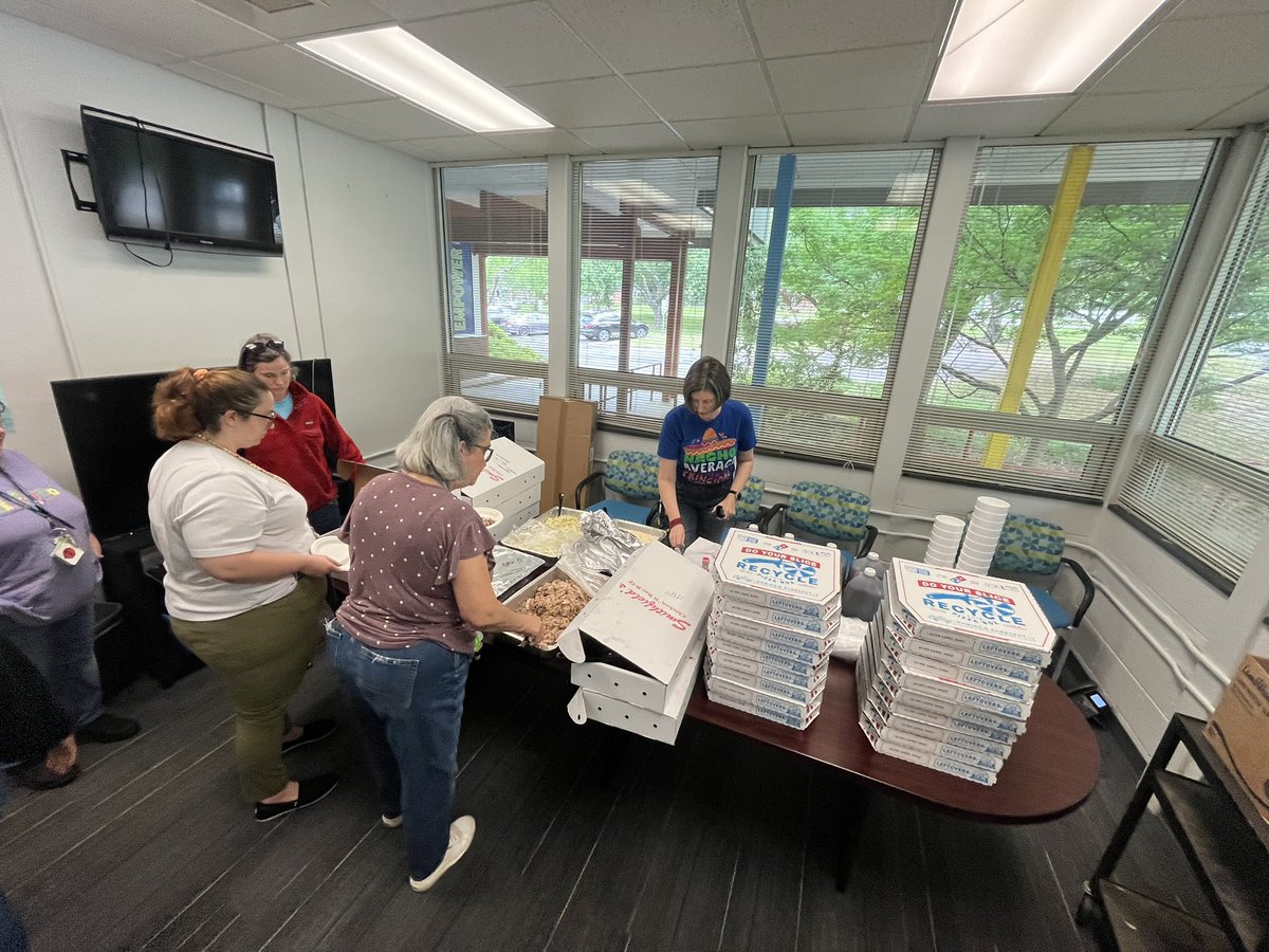 Happy Teacher Appreciation week! Grateful for our <a href="/BrentwoodMESE/">Brentwood Magnet Elementary School of Engineering</a> staff!