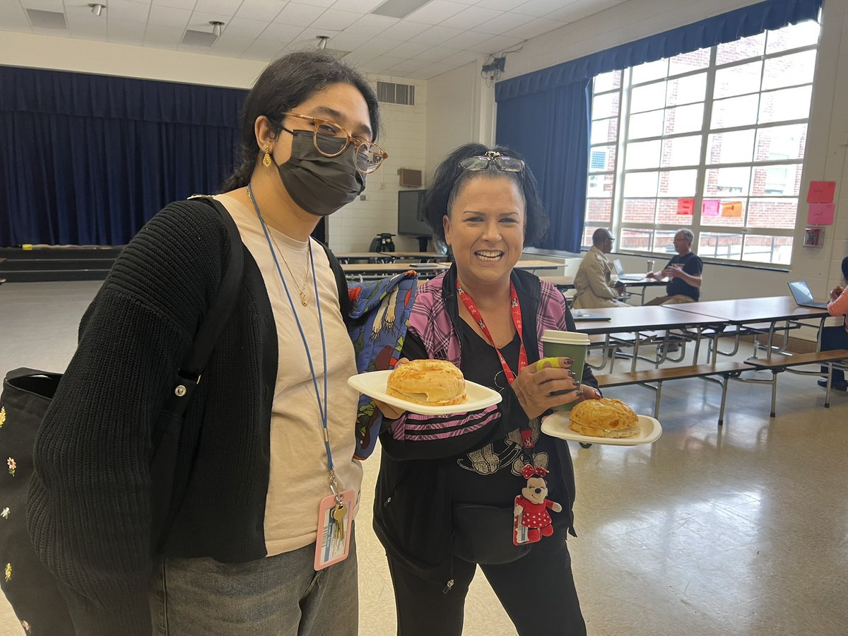 JoAnn Leleck ES at Broad Acres tweet media