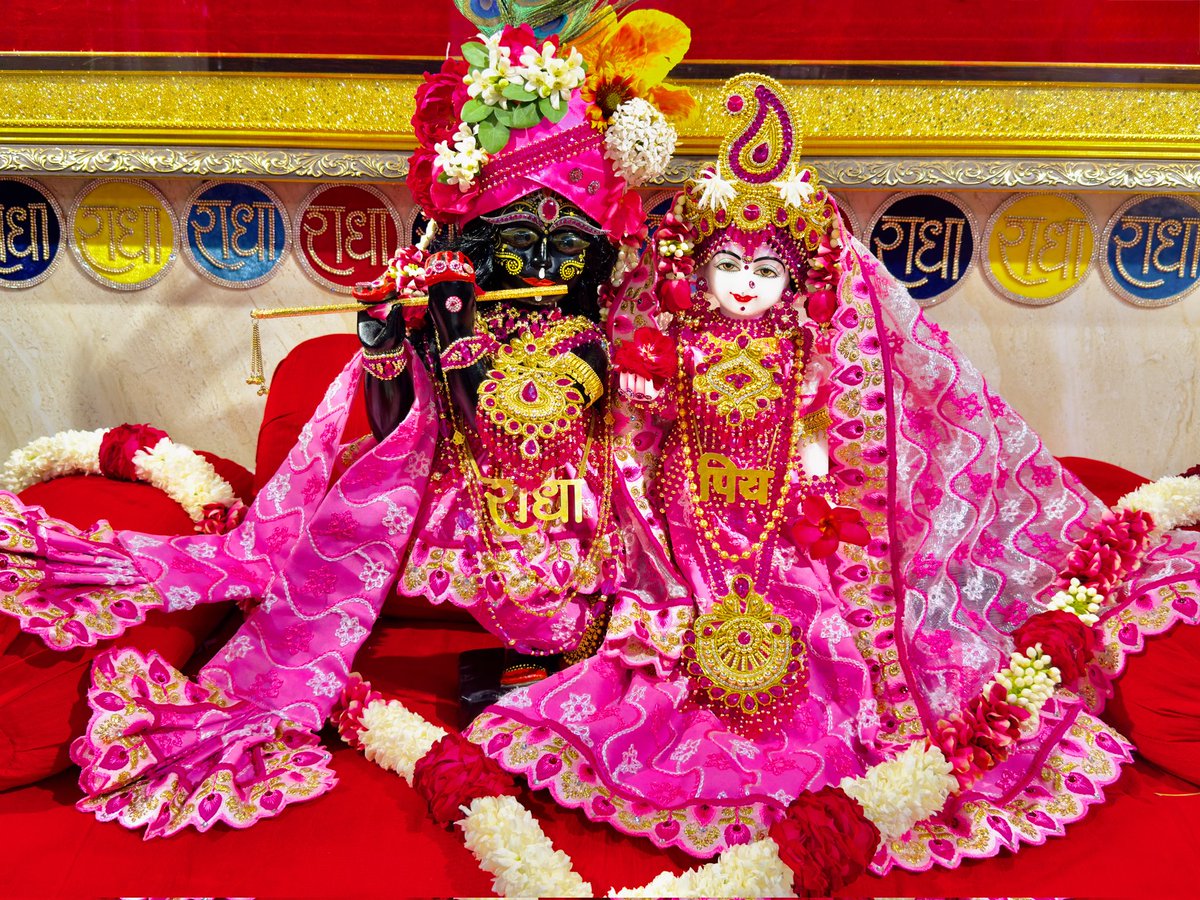 RadhaKeliKunj's tweet photo. पूज्य प्रेमानंद जी महाराज के लाड़िले ठाकुर राधापिय जू महाराज https://t.co/QkKVDygWIt