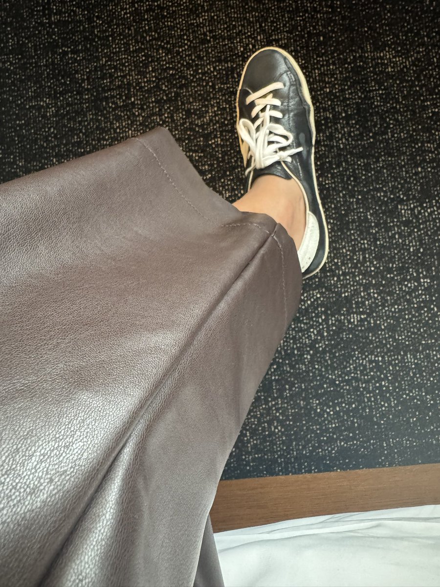 Neena S Abraham MD MACG FASGE AGAF (@neenasabrahammd) on Twitter photo 👉🏽 Normalizing #kicksforconferences
👉🏽 My last day <a href="/DDWMeeting/">Digestive Disease Week</a>
👟 Two talks
👟 Many meetings
👟 A sprint to the airport
👟 Endless steps
👉🏽 Time for conference sneakers & business clothes. But hey, they are my dressy 👟!
#DDW2025
#NotAFashionVictim 👉🏽 Normalizing #kicksforconferences
👉🏽 My last day <a href="/DDWMeeting/">Digestive Disease Week</a>
👟 Two talks
👟 Many meetings
👟 A sprint to the airport
👟 Endless steps
👉🏽 Time for conference sneakers & business clothes. But hey, they are my dressy 👟!
#DDW2025
#NotAFashionVictim