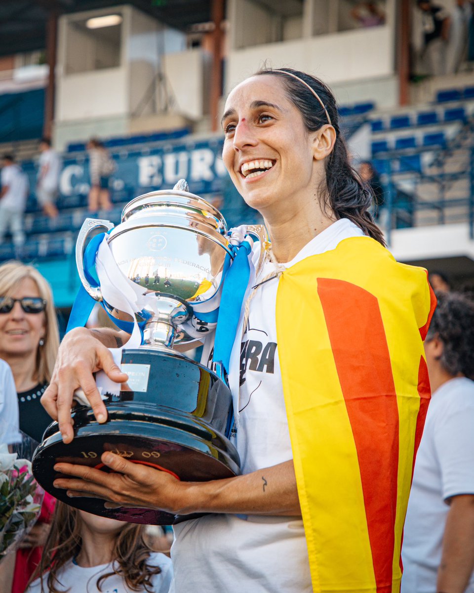 Club Esportiu Europa (@ceeuropa) on Twitter photo Quina manera d’acabar la carrera! T’ho mereixes tot, <a href="/pili_porta/">Pili Porta ©️</a> ! 🥹🫶🏻💙
#futfemcat #ViladeGràcia #SagradaFamília Quina manera d’acabar la carrera! T’ho mereixes tot, <a href="/pili_porta/">Pili Porta ©️</a> ! 🥹🫶🏻💙
#futfemcat #ViladeGràcia #SagradaFamília