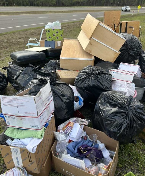 cc1623's tweet photo. Forest Ridge Senior Living Residences in Fl. took it upon themselves to evict an 88 yr old woman. This is not a country I want to live in. Her life’s belongings strewn, carelessly and broken all over the front lawn. https://t.co/a9cftGLpgJ