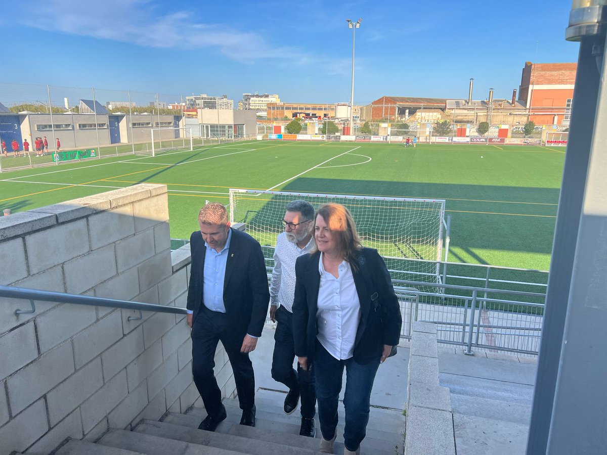 🥅Visitem Malgrat per conèixer les necessitats i projectes esportius amb l’alcaldessa i el regidor d’Esports, entre d'altres.

🤗Recorrem les instal·lacions esportives per veure, a peu de pista, el compromís del municipi, amb l’activitat física i l'esport.

#EsportsDiba