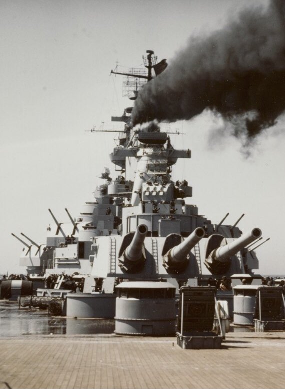 Boneyardsafari's tweet image. USS Iowa BB-61 making smoke from No. 2 Stack, during her shakedown period, circa May 1943 #ussiowa #bb61 #navalsafari #aviationsafari #aviationpreservation #boneyardsafari #aviationadventures