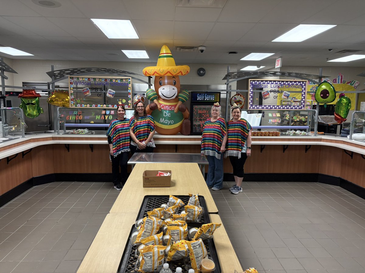 Our KES Cafeteria Staff outdid themselves for Cinco de Mayo today!