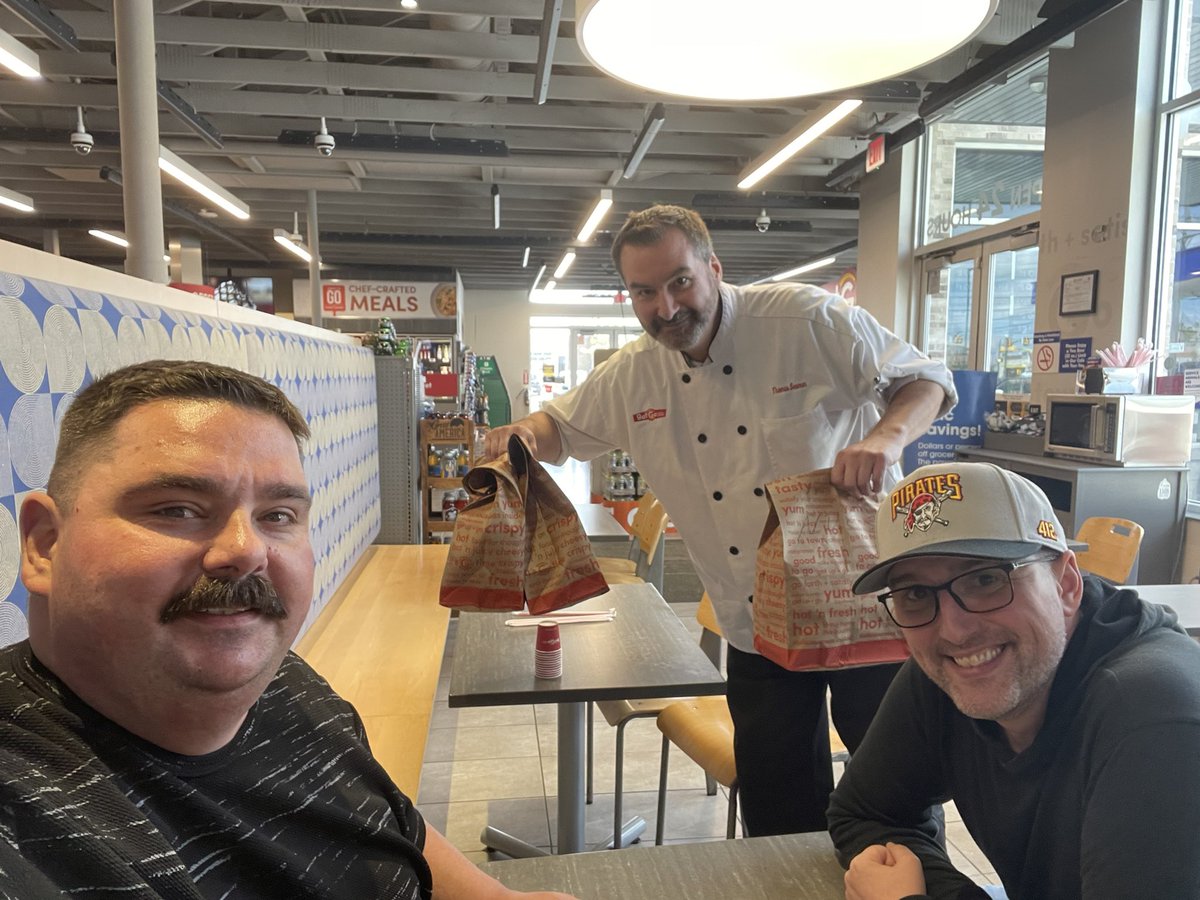Lunch time feast with <a href="/chef_tater_tot/">Thomas Seaman</a> and <a href="/fsmikey/">Mikey</a> <a href="/getgo/">GetGo</a> #ad 

✅ new chicken nuggets
✅ new Reese PB shakes
✅ new ancient grain ciabatta sandwiches 
✅ new Italian sausages