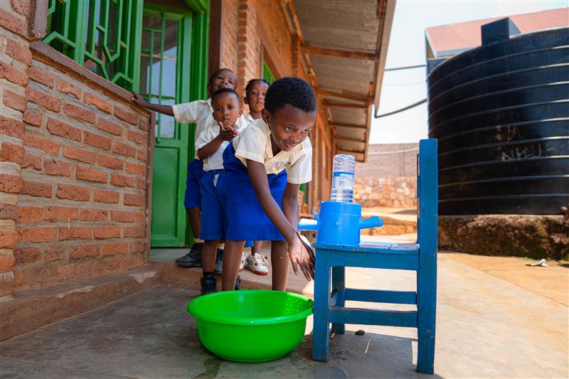 🧼 Clean hands save lives.

This World Hand Hygiene Day let’s make hand hygiene a habit, always.

It’s simple. It’s powerful. It protects us all.

#WHHD2025