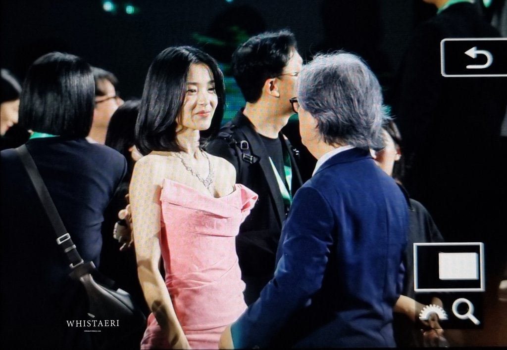 위스탤 tweet media
