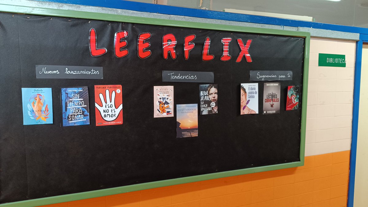 RecuerdosFuerza's tweet photo. Muy orgulloso de ser tendencia en la biblioteca del IES Ramón Carande , mi instituto. Gracias. Seguimos sembrando.

#bibliotecaescolar #tendencias #gracias #leerflix https://t.co/fX6Jn3j11e