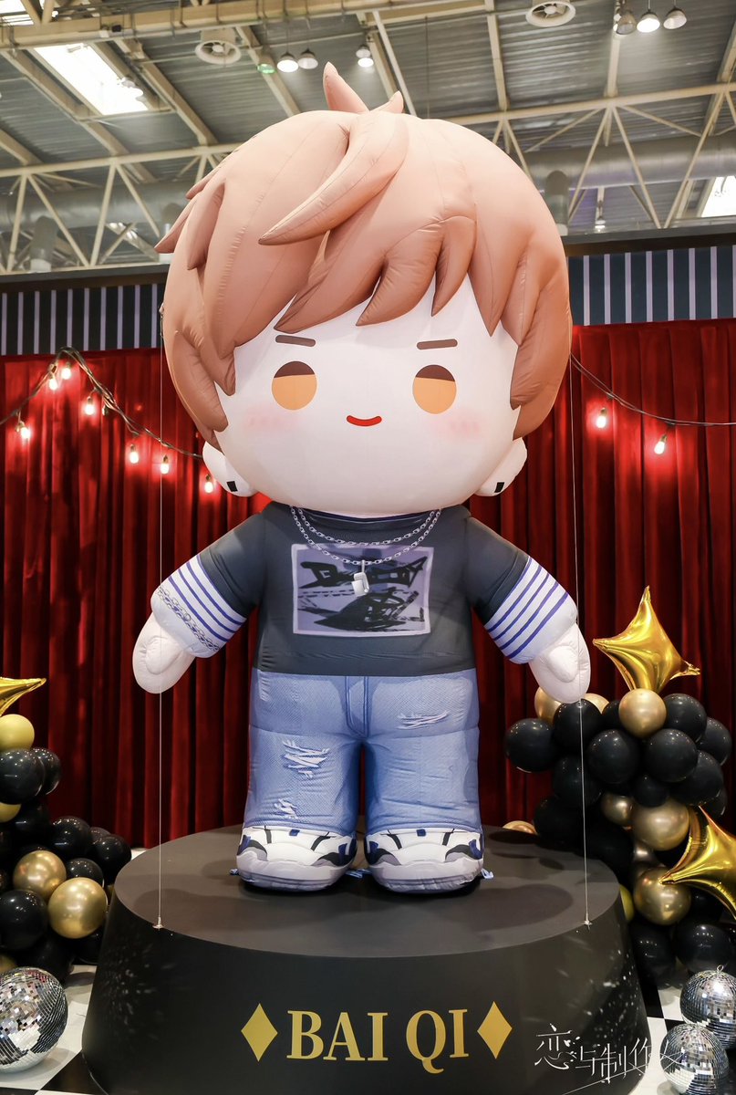 Gavin in the MLQC x Weibo ACG WORLD exhibition! #白起#恋与制作人