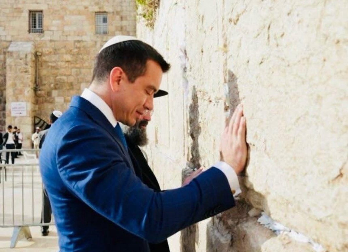Jhonffonseca's tweet photo. 🇮🇱 Levanta la mano el que esté con Israel! ✋ https://t.co/FXCnDTsZBQ