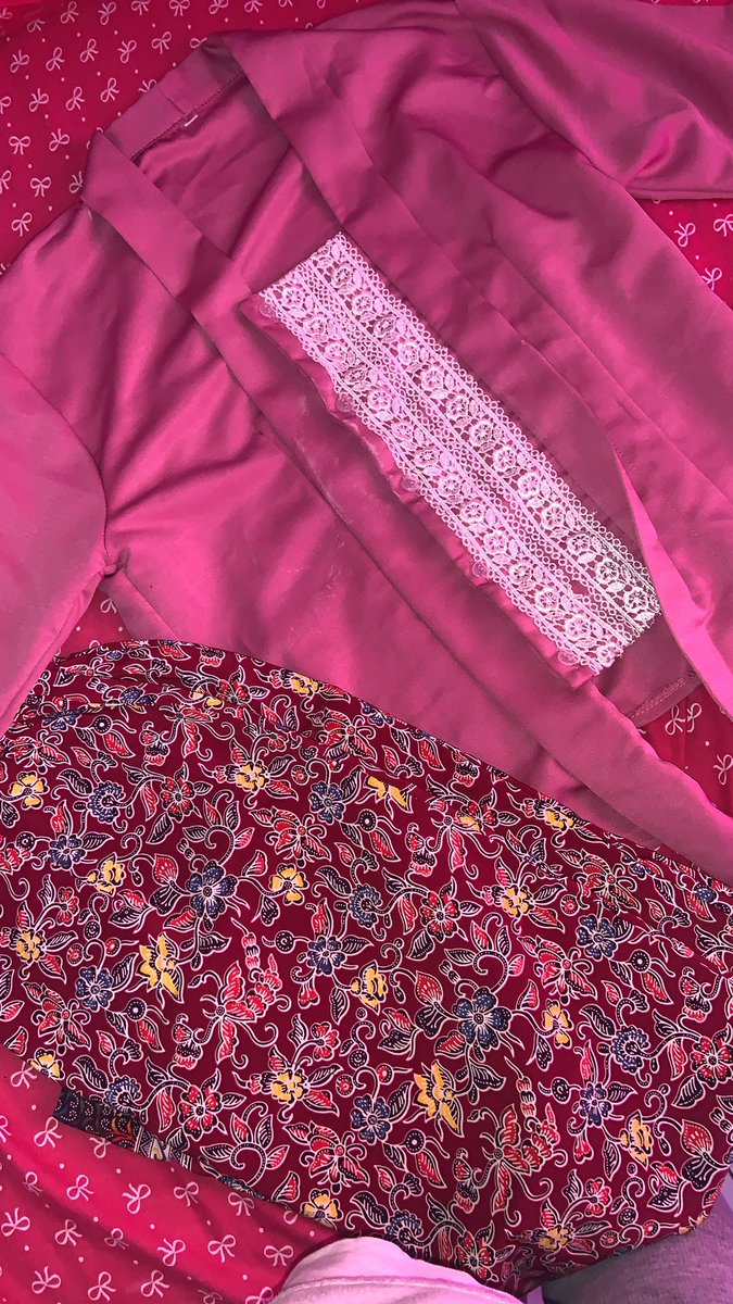 reloved.usable tweet media