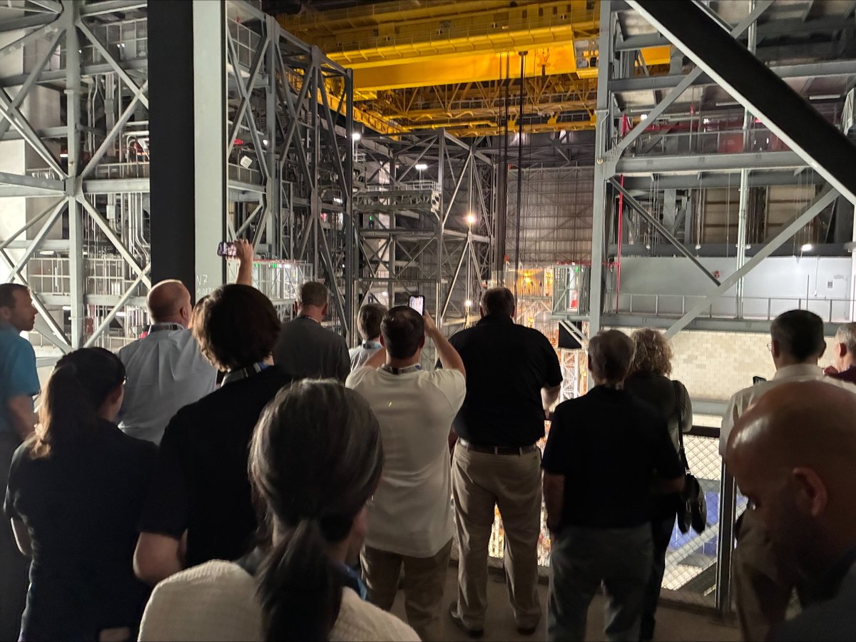 NASA_SLS's tweet photo. Last week, SLS suppliers had the opportunity to visit the Vehicle Assembly Building at @NASAKennedy to view the recently stacked SLS rocket for @NASAArtemis II.

The rocket, now with the interim cryogenic propulsion stage integrated, sits atop mobile launcher 1 and joins the solid rocket boosters, core stage, and launch vehicle stage adapter.

While on site, the suppliers also got to witness the milestone moment @NASA_Orion was officially handed over to @NASAGroundSys.