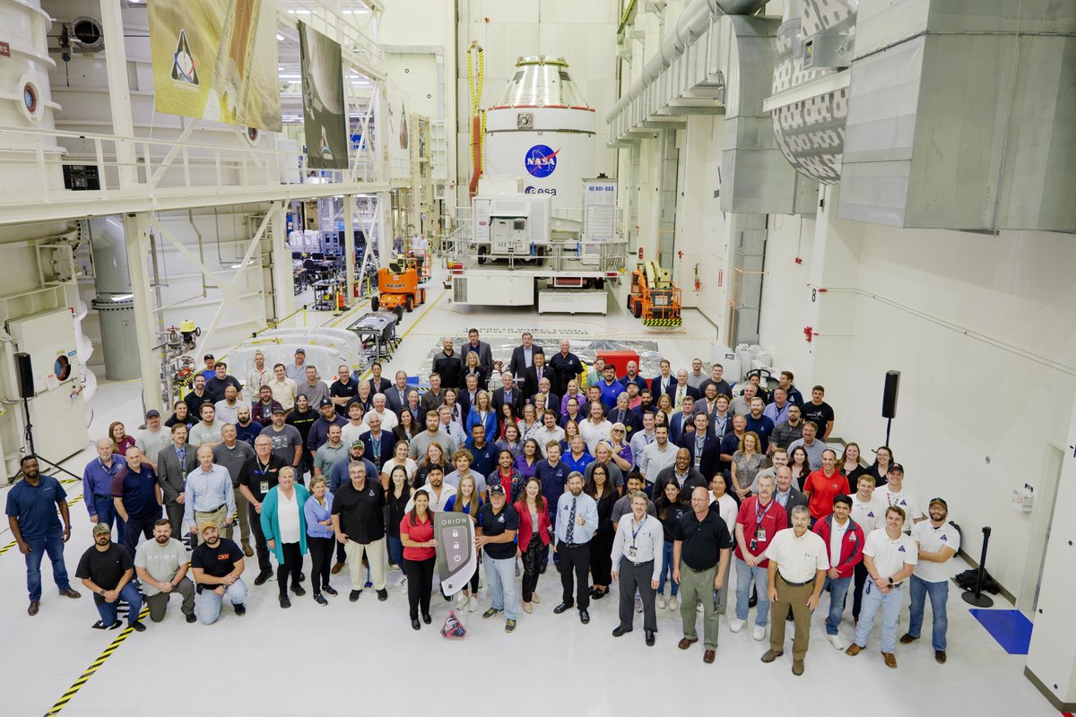 NASA_SLS (@nasa_sls) on Twitter photo Last week, SLS suppliers had the opportunity to visit the Vehicle Assembly Building at <a href="/NASAKennedy/">NASA's Kennedy Space Center</a> to view the recently stacked SLS rocket for <a href="/NASAArtemis/">NASA Artemis</a> II.
The rocket, now with the interim cryogenic propulsion stage integrated, sits atop mobile launcher 1 and joins the Last week, SLS suppliers had the opportunity to visit the Vehicle Assembly Building at <a href="/NASAKennedy/">NASA's Kennedy Space Center</a> to view the recently stacked SLS rocket for <a href="/NASAArtemis/">NASA Artemis</a> II.
The rocket, now with the interim cryogenic propulsion stage integrated, sits atop mobile launcher 1 and joins the