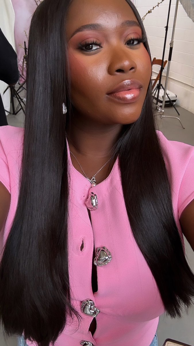 Adebolaa_O's tweet photo. Hey! 🥰🌸 https://t.co/k4wTZS3n6t