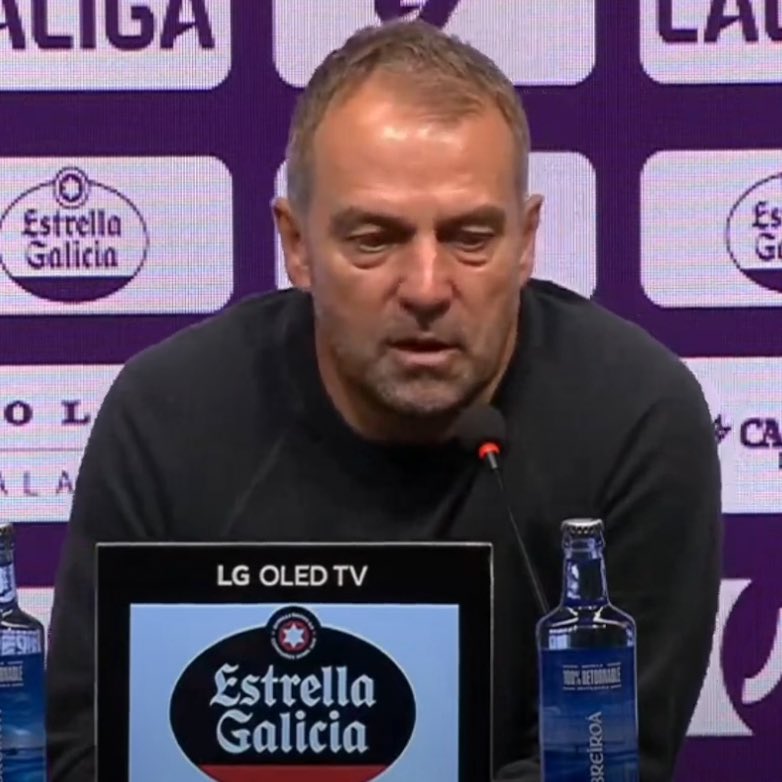 FabrizioRomano's tweet image. 🚨🇵🇱 Hansi Flick: “I think it might be better for Robert Lewandowski to start on the bench after his injury, but he’s ready”.

“We will see if he can start vs Real Madrid”.