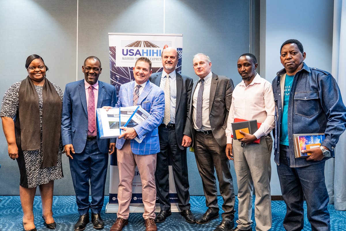 UsahihiNME's tweet photo. 🚨 Milestone for Kenya & Africa! @EverstrongCptl has submitted a 2,300+ page feasibility study for the 459km #UsahihiExpressway to @KeNHAKenya full PPP compliance & $3.6B in private financing. Construction begins 2026. Vision → Execution. #DoneCorrectly #AfricaRising https://t.co/lBjS8HXooN
