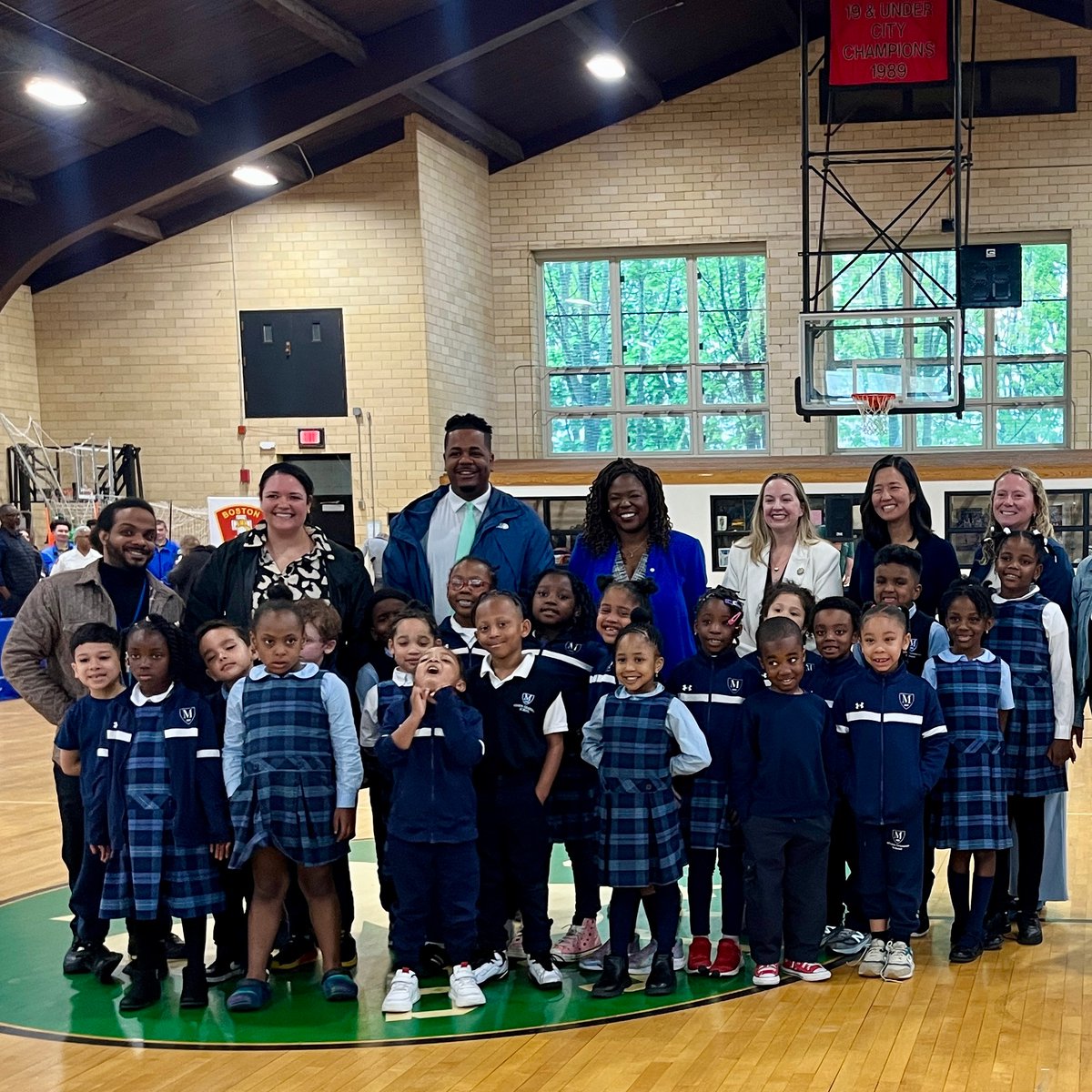 Today our K2 scholars represented Mission Grammar at Mayor Wu's Mission Hill Coffee Hour! ☕ We are so grateful for the chance to be part of these important events happening in our community!🌏

#mgfamily #missiongrammarschool #livingthegospel #ontheroadtocollege