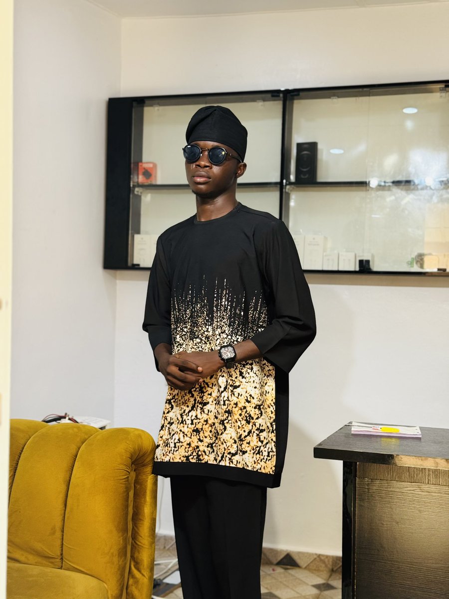 teebash090's tweet image. A WHILE 🥷