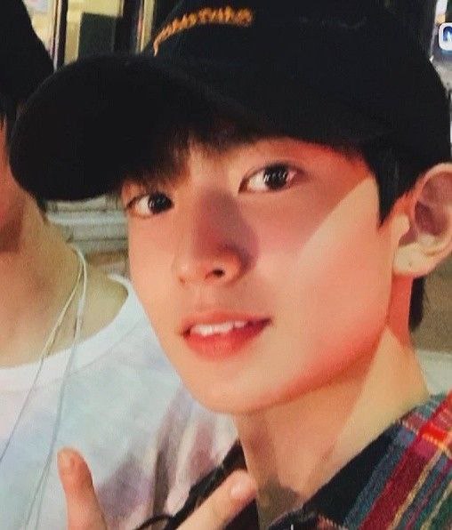 shathi 🪽 tweet media