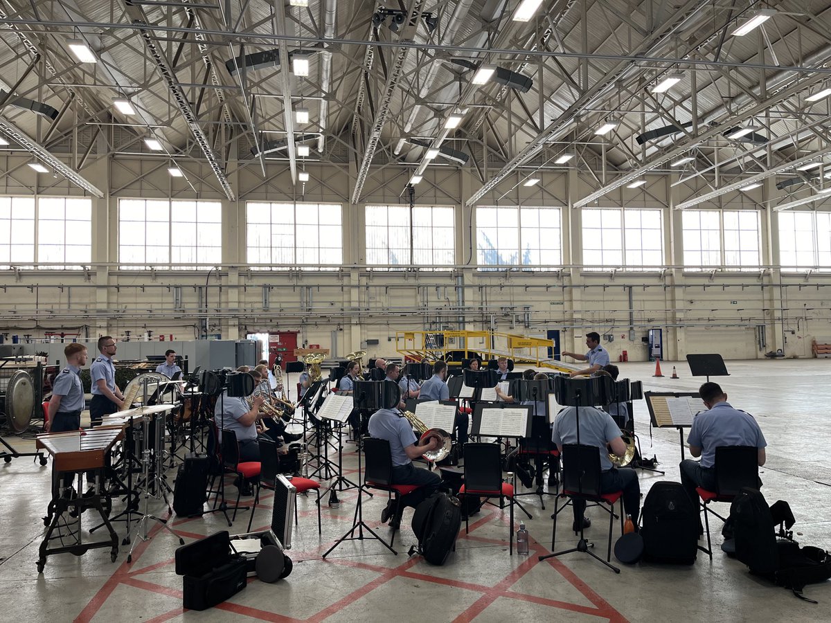 Jivin’ Miss Daisy performing songs of the war years live on In Tune ⁦<a href="/BBCRadio3/">BBC Radio 3</a>⁩ today - and we visit ⁦<a href="/RAFMusic/">RAF Music</a>⁩ as they prepare for a busy week.