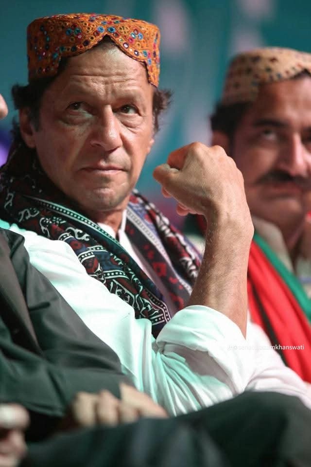 لائحہ عمل یا استعفیٰ لیڈرشپ کے نام کپتان کی جانثاروں کا پیغام!