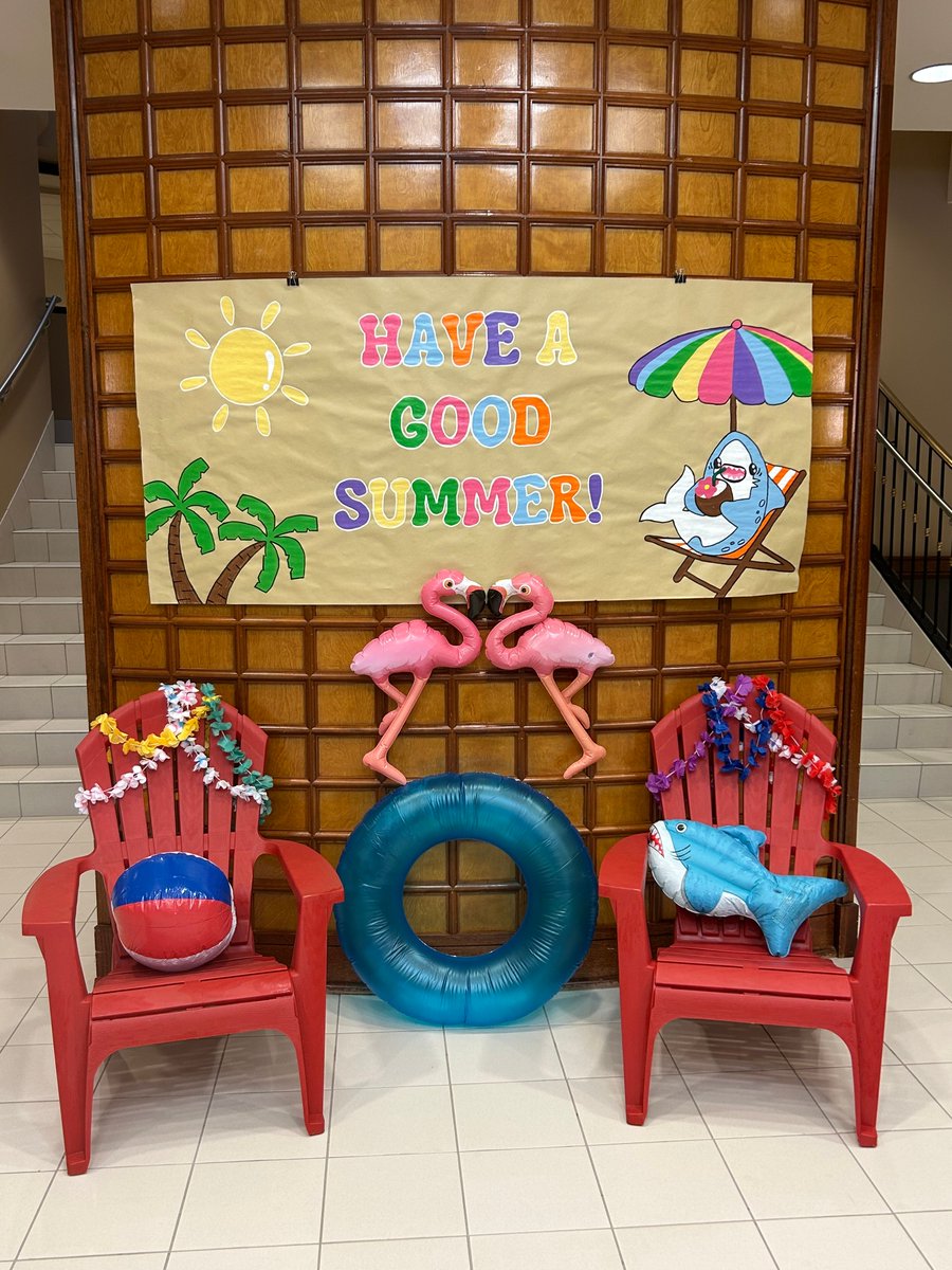 UMTupelo's tweet photo. Finals Week is Here – You Made It! 
Congratulations to all our amazing students for making it to finals week! You've worked hard and it's time to finish strong. To help keep you fueled, we’ve got refreshments available in the lobby. Tuesday is Hawaiian/Beach Day at  UM Tupelo https://t.co/G3Xnx3EqLy