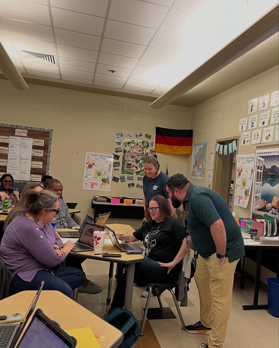 Lex1 World Languages tweet media