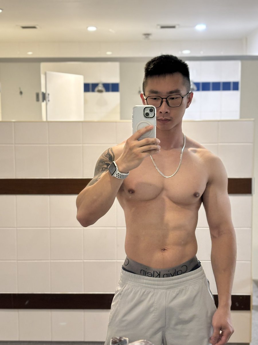 Leo (@imleo_95) on Twitter photo 