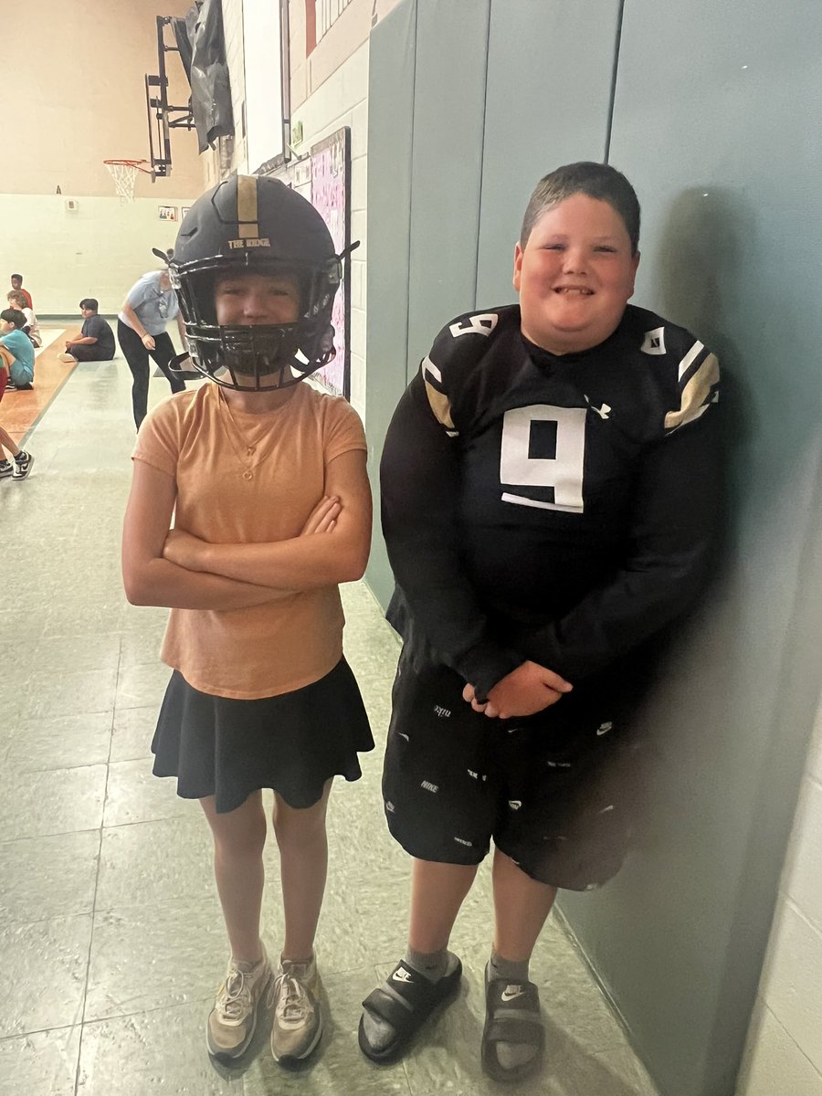 Ridge Nation Athletics (@ridge_nation) on Twitter photo Had the opportunity to go by and visit with <a href="/Bluebonnet_ES/">Bluebonnet ES</a> about football camp. They were excited and can’t wait!! Sign up link below: guestlist.co/events/798303 Had the opportunity to go by and visit with <a href="/Bluebonnet_ES/">Bluebonnet ES</a> about football camp. They were excited and can’t wait!! Sign up link below: guestlist.co/events/798303