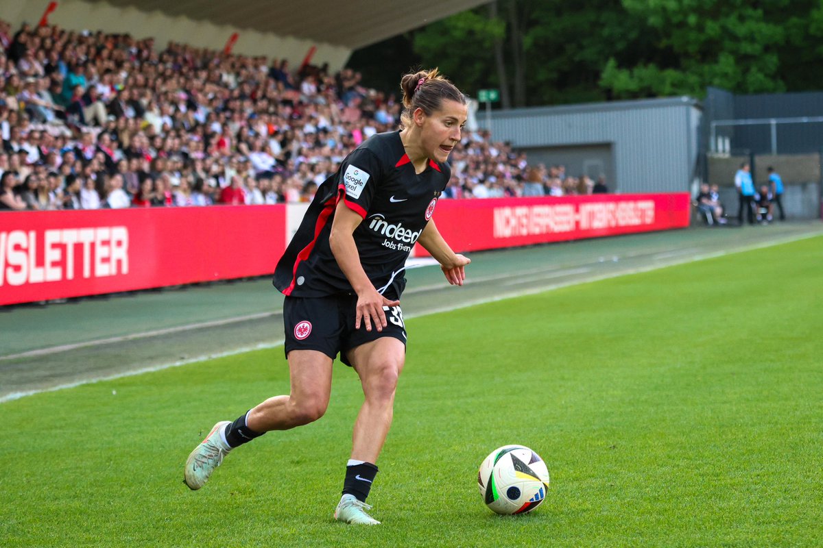🚨🔴 Bayer 04 Leverkusen mit starkem Interesse an Carlotta Wamser! 

Vertrag bei Eintracht Frankfurt läuft aus.  

<a href="/SkySportDE/">Sky Sport</a> 🇩🇪