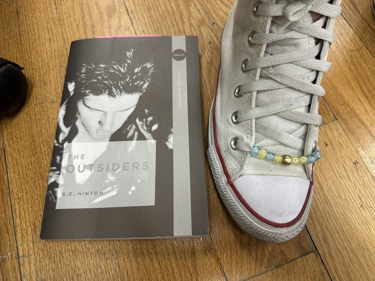 Daria Forte (@forte003_) on Twitter photo When we read, “The Outsiders,” we read in style! 😎 Johnny always reminds us to, “Stay Gold!” #WeeRead #TheOutsiders #StayGold <a href="/WeehawkenTSD/">Weehawken Schools</a> When we read, “The Outsiders,” we read in style! 😎 Johnny always reminds us to, “Stay Gold!” #WeeRead #TheOutsiders #StayGold <a href="/WeehawkenTSD/">Weehawken Schools</a>