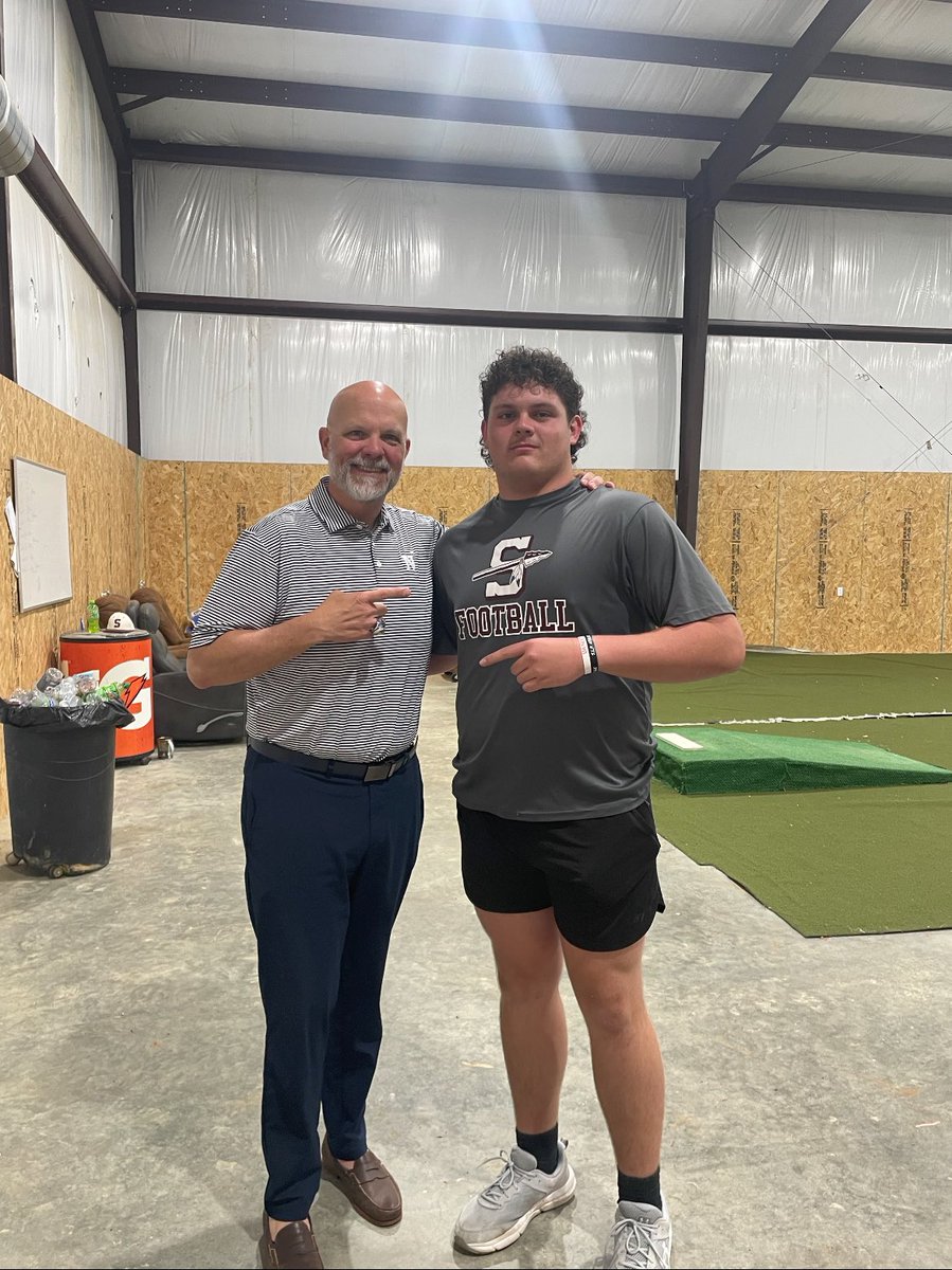 Wes Wiggins 2026 3⭐️ IOL (@wiggins_wes) on Twitter photo Thanks for coming by this past week <a href="/navycoachjw/">Jon Williams</a> !! It was awesome to hear about all the doors that <a href="/NavyFB/">Navy Football</a> can open for me !!! Thanks for coming by this past week <a href="/navycoachjw/">Jon Williams</a> !! It was awesome to hear about all the doors that <a href="/NavyFB/">Navy Football</a> can open for me !!!