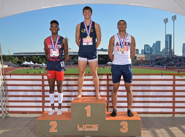 Julius Baker tweet media