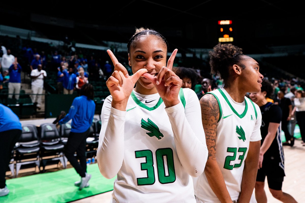 UNT Women's Basketball (@meangreenwbb) on Twitter photo Happy Birthday, 3⃣0⃣
#GMG🦅 I <a href="/ChaniaPrice/">Chania Price</a> Happy Birthday, 3⃣0⃣
#GMG🦅 I <a href="/ChaniaPrice/">Chania Price</a>