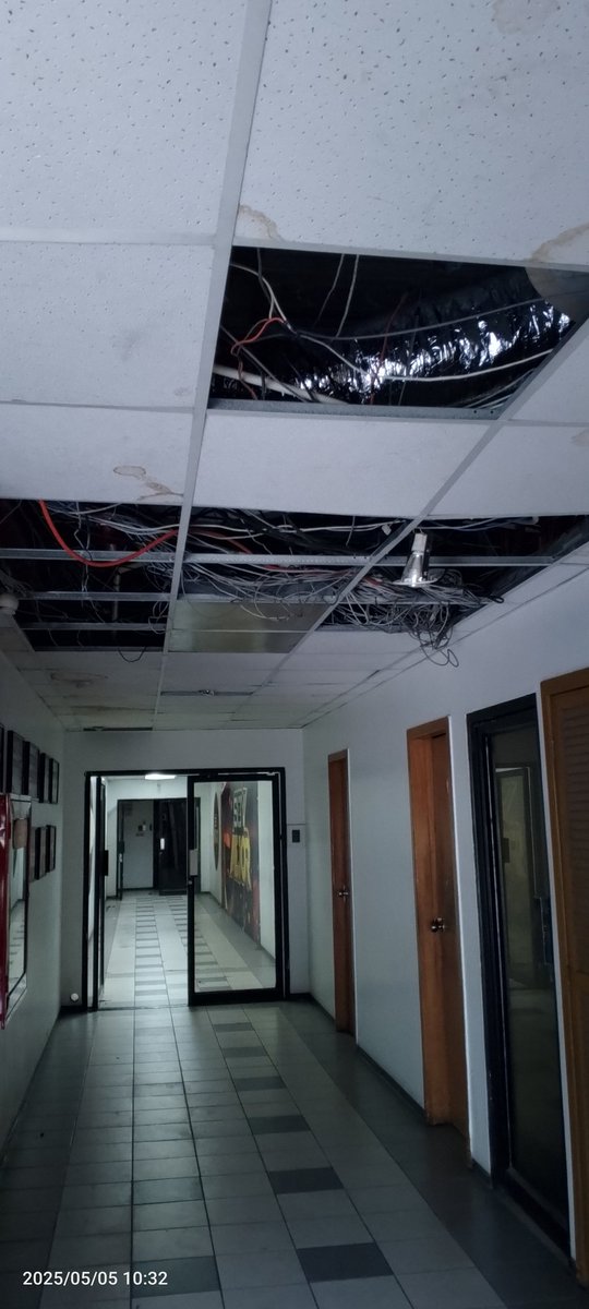 Gamavision canal incautado por el estado desde 2008 está en completo abandono sus instalaciones en la ciudad de Guayaquil se encuentra  completamente en deterioro, los pocos trabajadores estámos expuestos a grabé riesgo por enfermedades respiratorias.